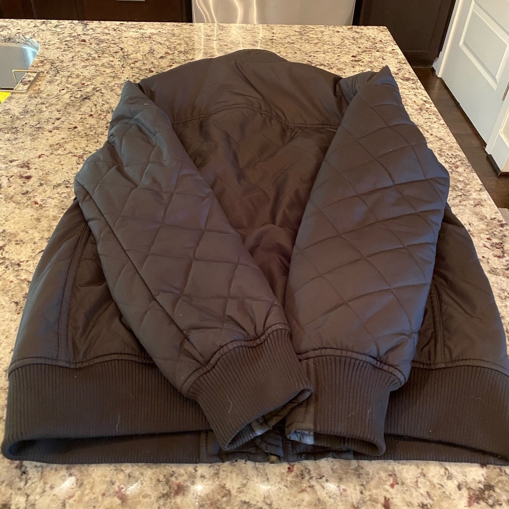 TH Quilted Jacket - Picture 4 of 7